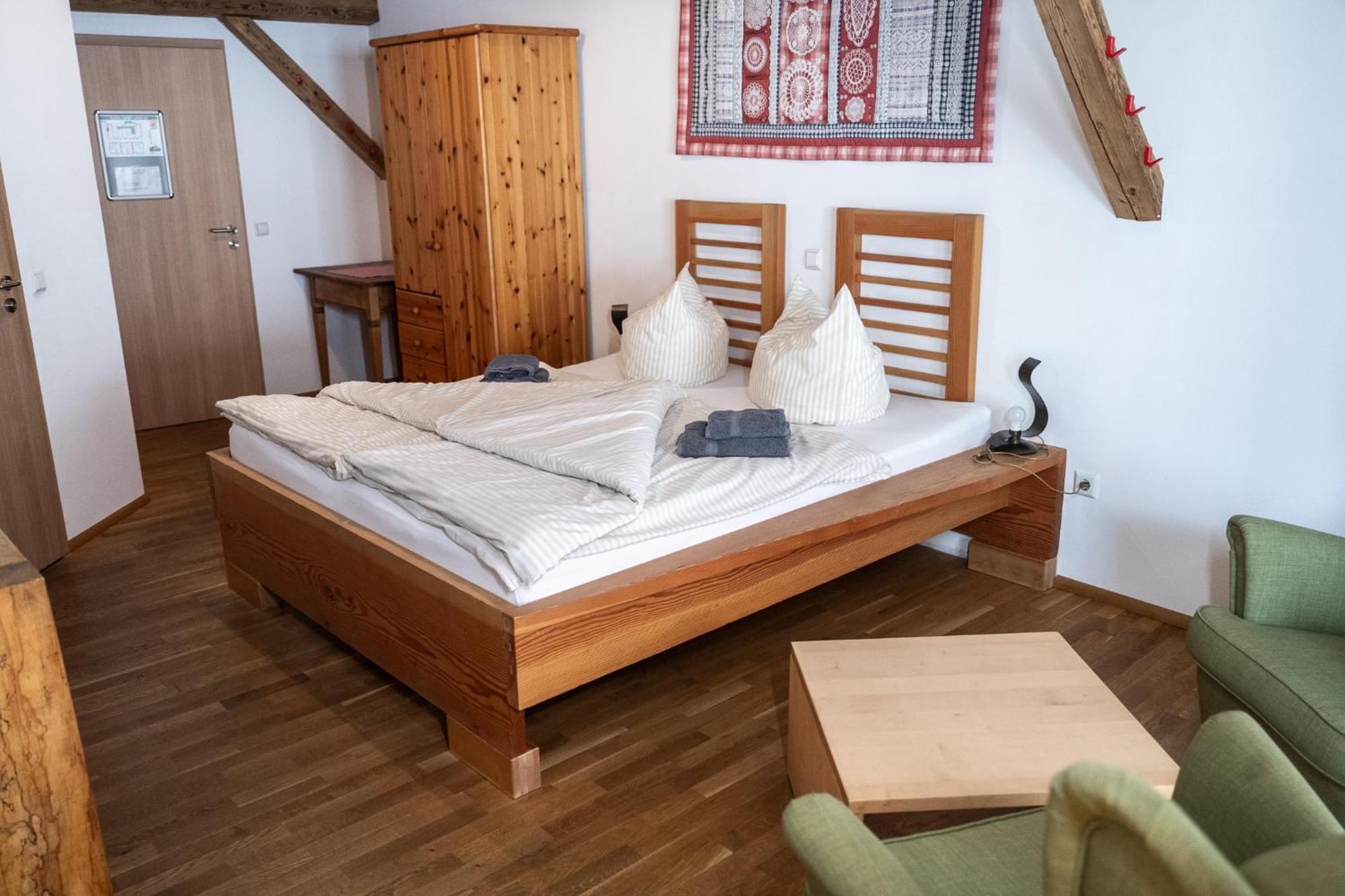 Alte Kass & Kaffeehaus Hotel Neidlingen